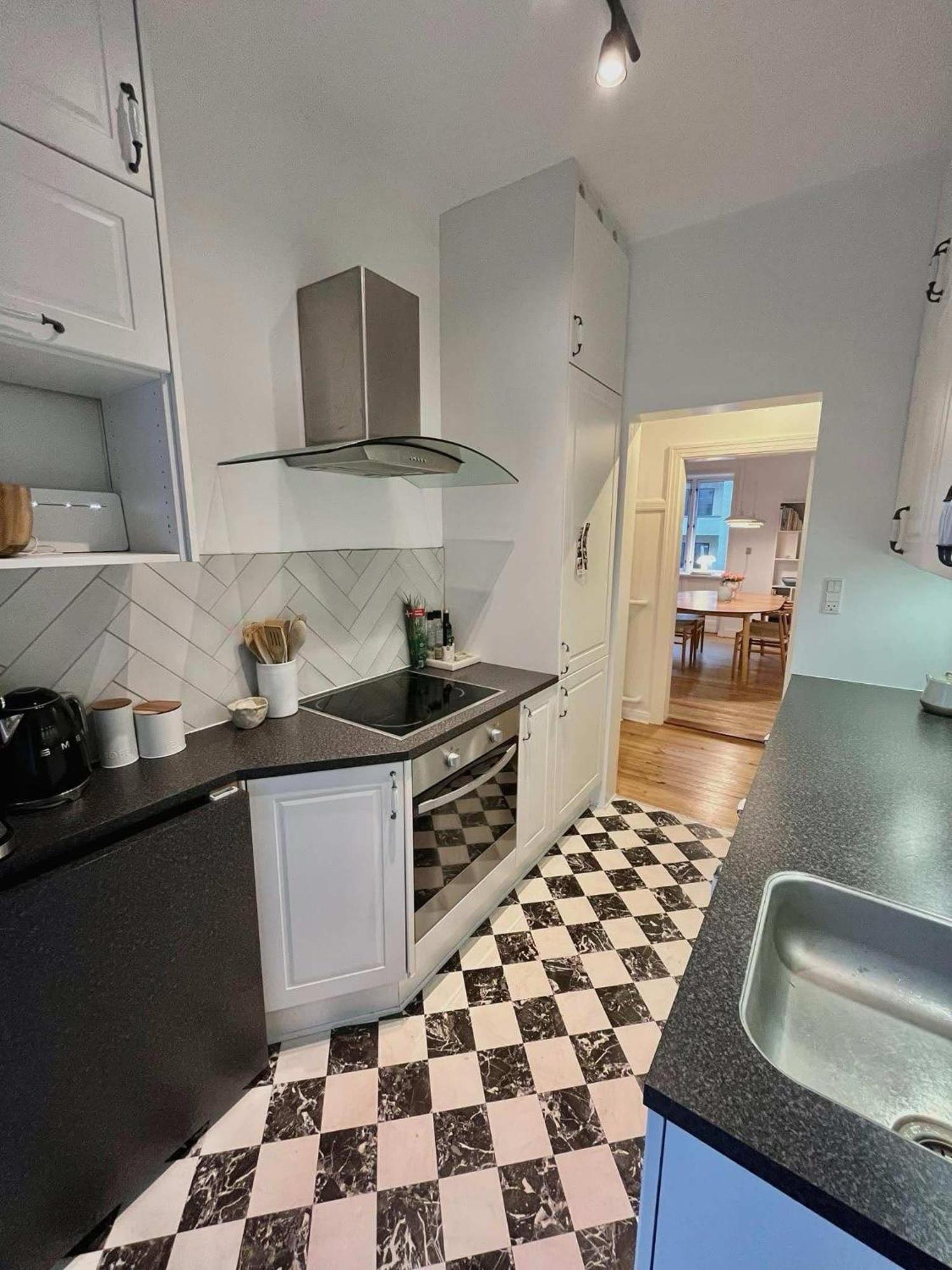 Apartment Cozy For 2 In Aarhus